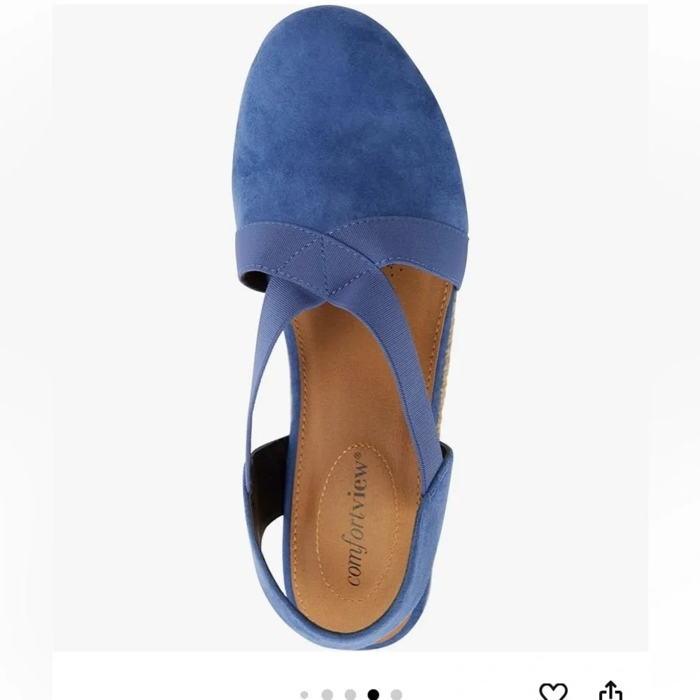 Comfortview Women's Wide Width The Elodie Espadrille new with out tags.